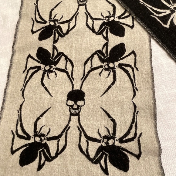 The Kooples Skull-Spider Wool Cotton Unique Rare Scarf 14”x78”Made in Italy - Picture 7 of 10